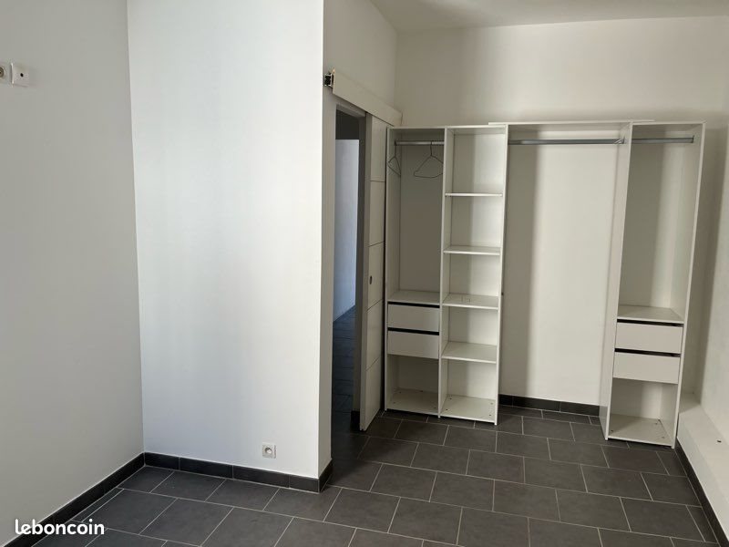 Appartement à louer, 50m², Saint-Ambroix