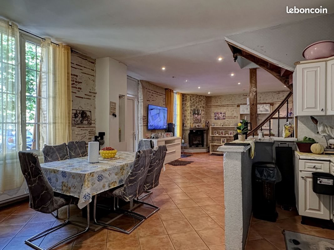 Maison à vendre, 165m², Sainte-Livrade-sur-Lot