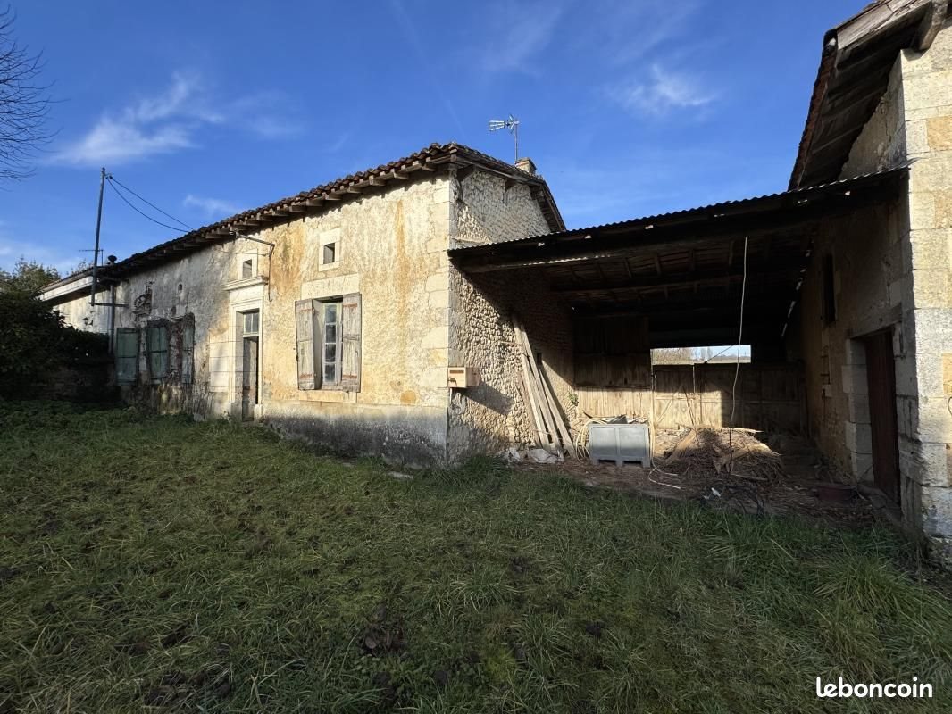 Maison à vendre, 172m², Brossac