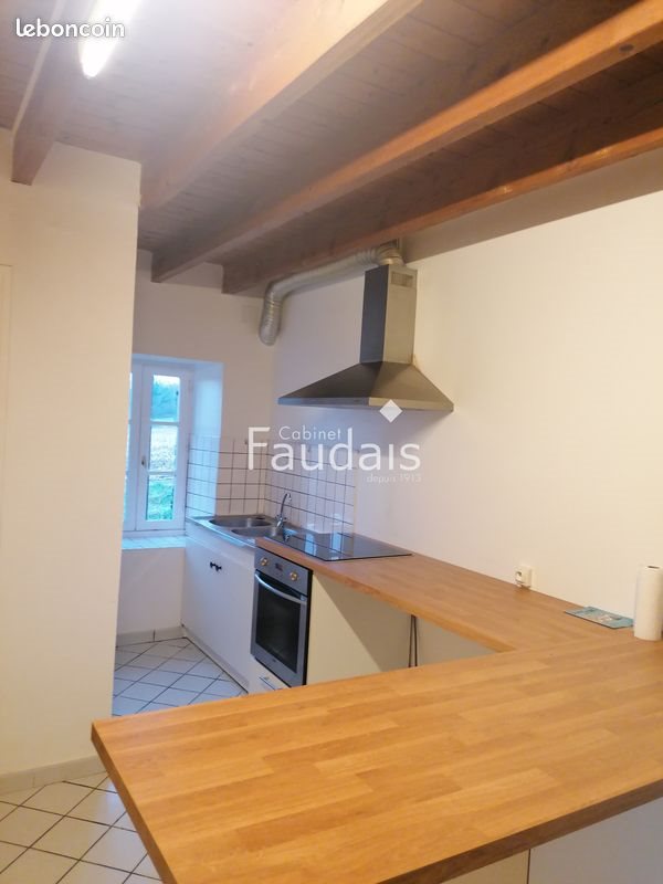 Maison à louer, 129m², Saussey