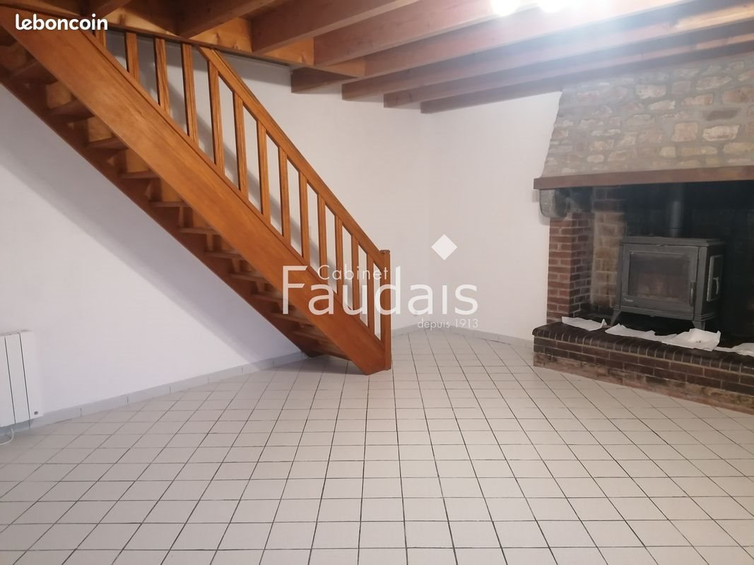 Maison à louer, 129m², Saussey
