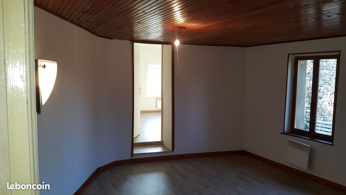 Appartement à louer, 72m², Fontannes