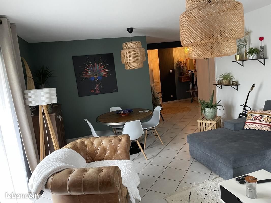 Appartement à louer, 93m², Veauche