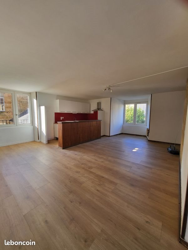 Appartement à louer, 89m², Sarlat-la-Canéda