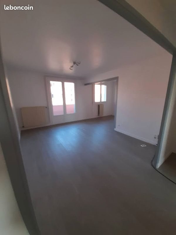 Appartement à louer, 64m², Roanne