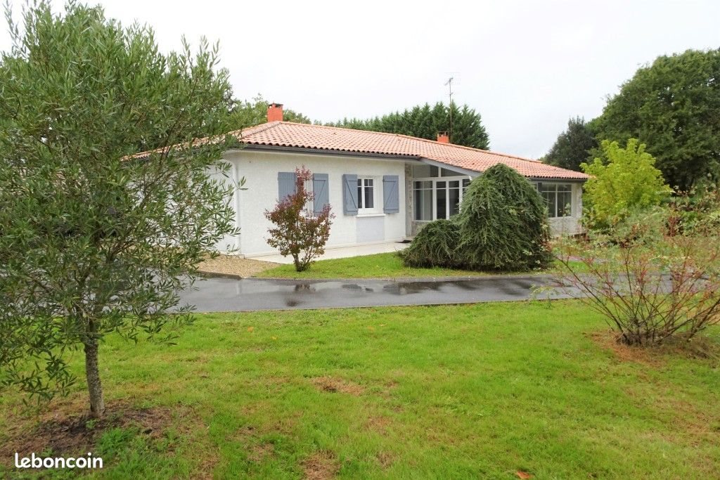 Maison à louer, 115m², Coimères