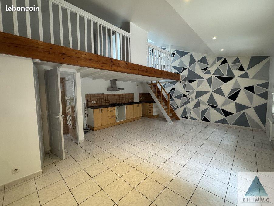 Appartement à louer, 39m², Peypin