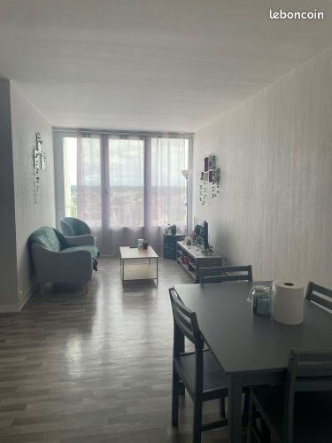 Appartement à louer, 74m², Orléans