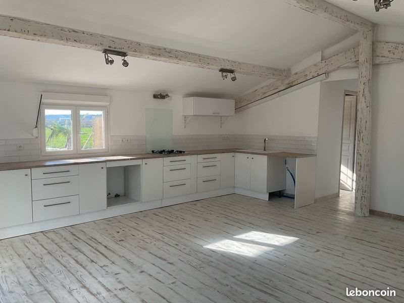 Maison à louer, 90m², Bellegarde