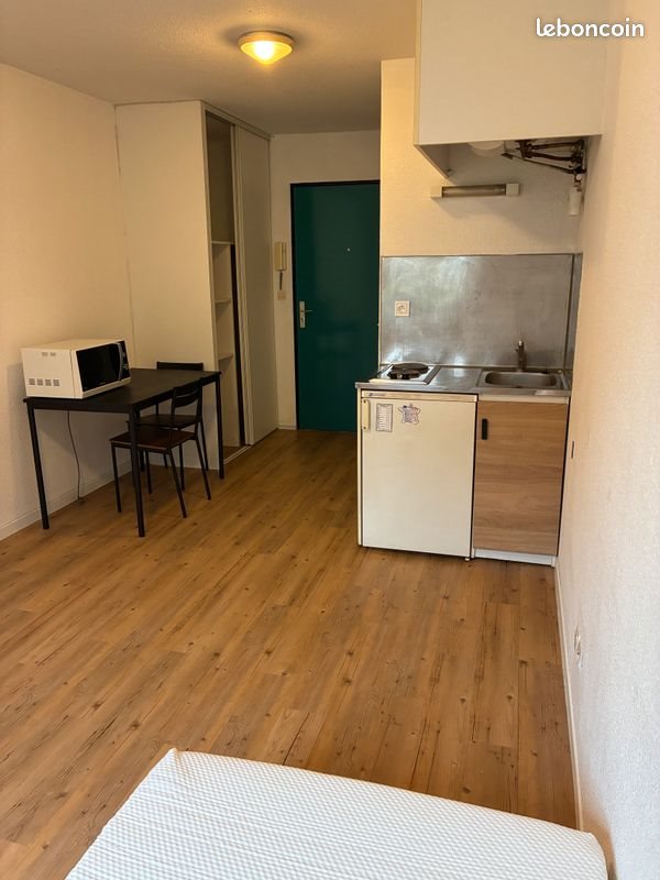 Appartement à louer, 18m², Lyon 8ème