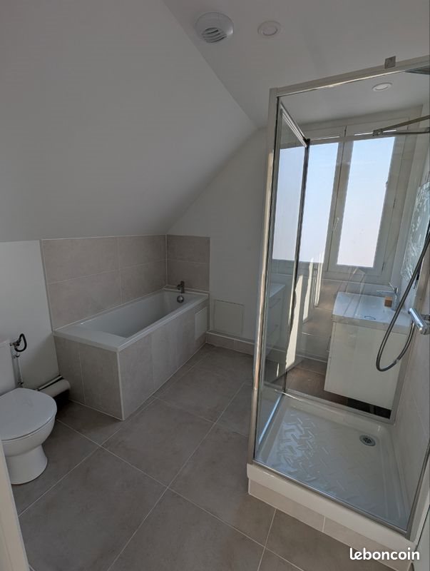 Maison à louer, 135m², Le Mesnil-Esnard