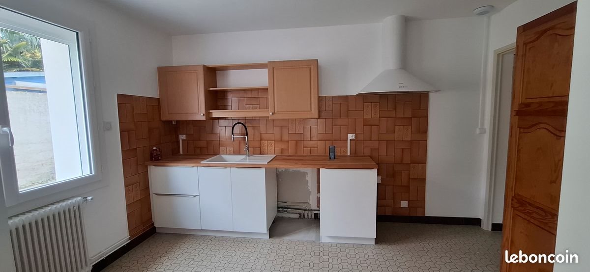 Maison à louer, 95m², Royan