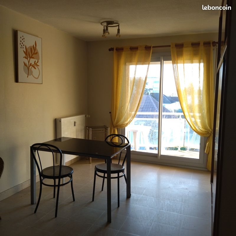 Appartement à louer, 26m², Avallon