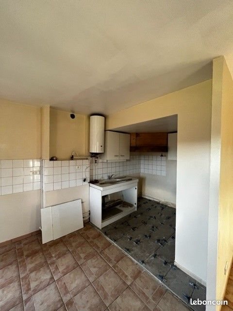 Maison à louer, 60m², Saint-Salvadour