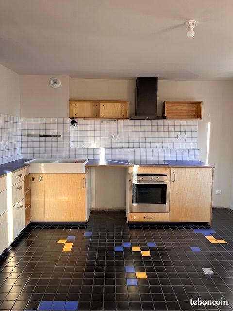 Appartement à louer, 68m², Granville