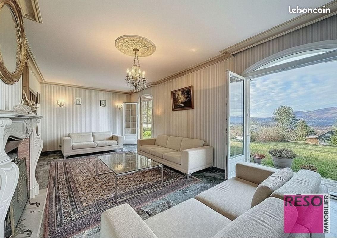 Maison à vendre, 230m², Cranves-Sales