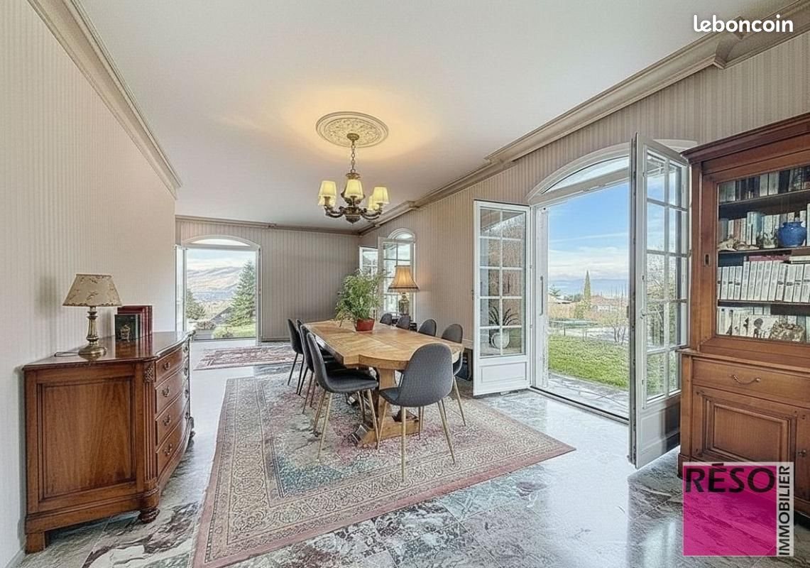 Maison à vendre, 230m², Cranves-Sales