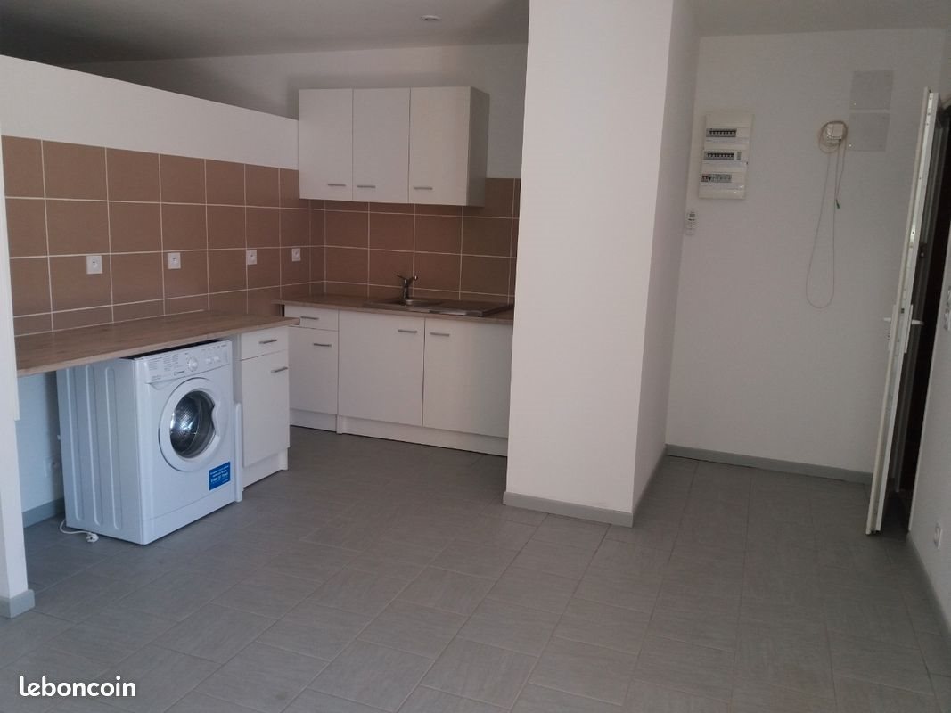 Appartement à louer, 46m², Herm