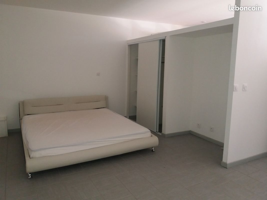 Appartement à louer, 46m², Herm