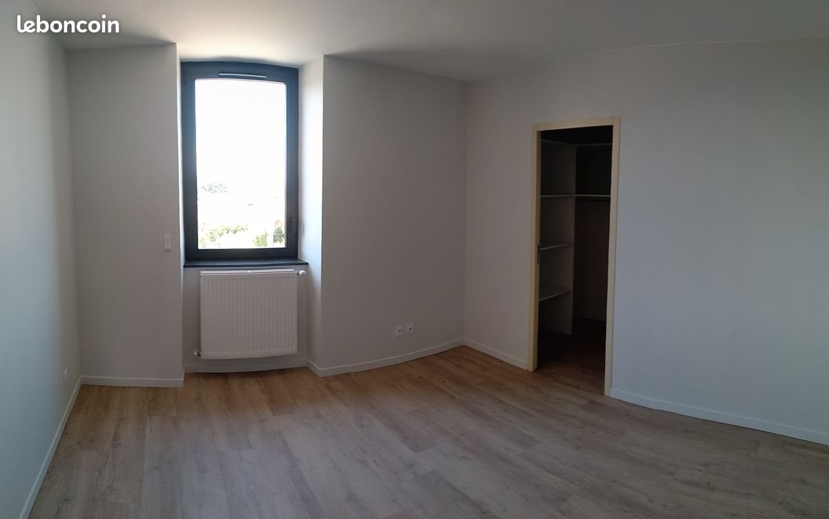 Appartement à louer, 75m², Barcelonne