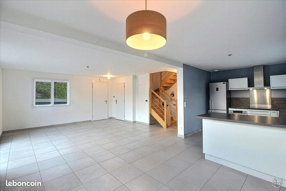 Maison à louer, 109m², Savigny