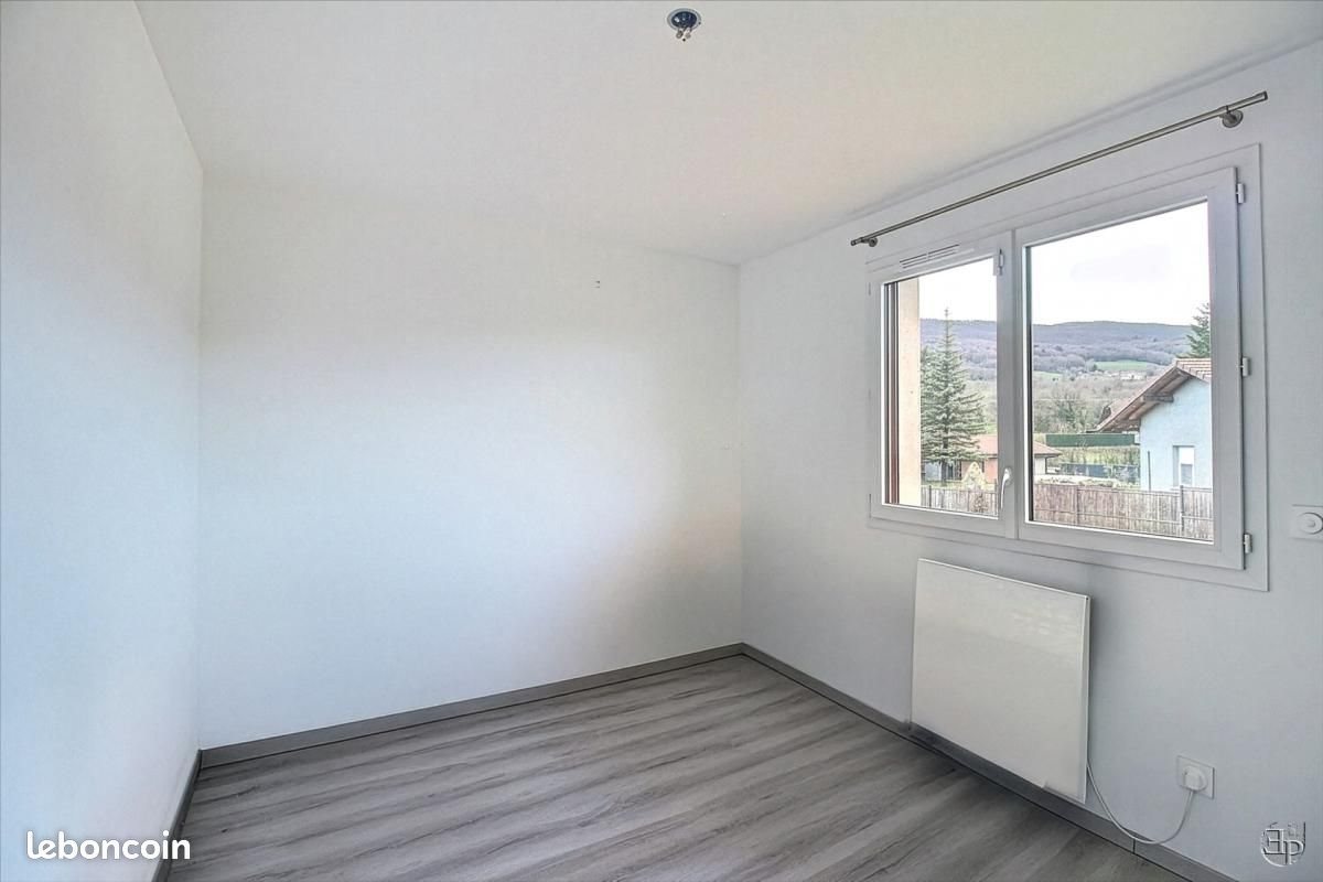 Maison à louer, 109m², Savigny