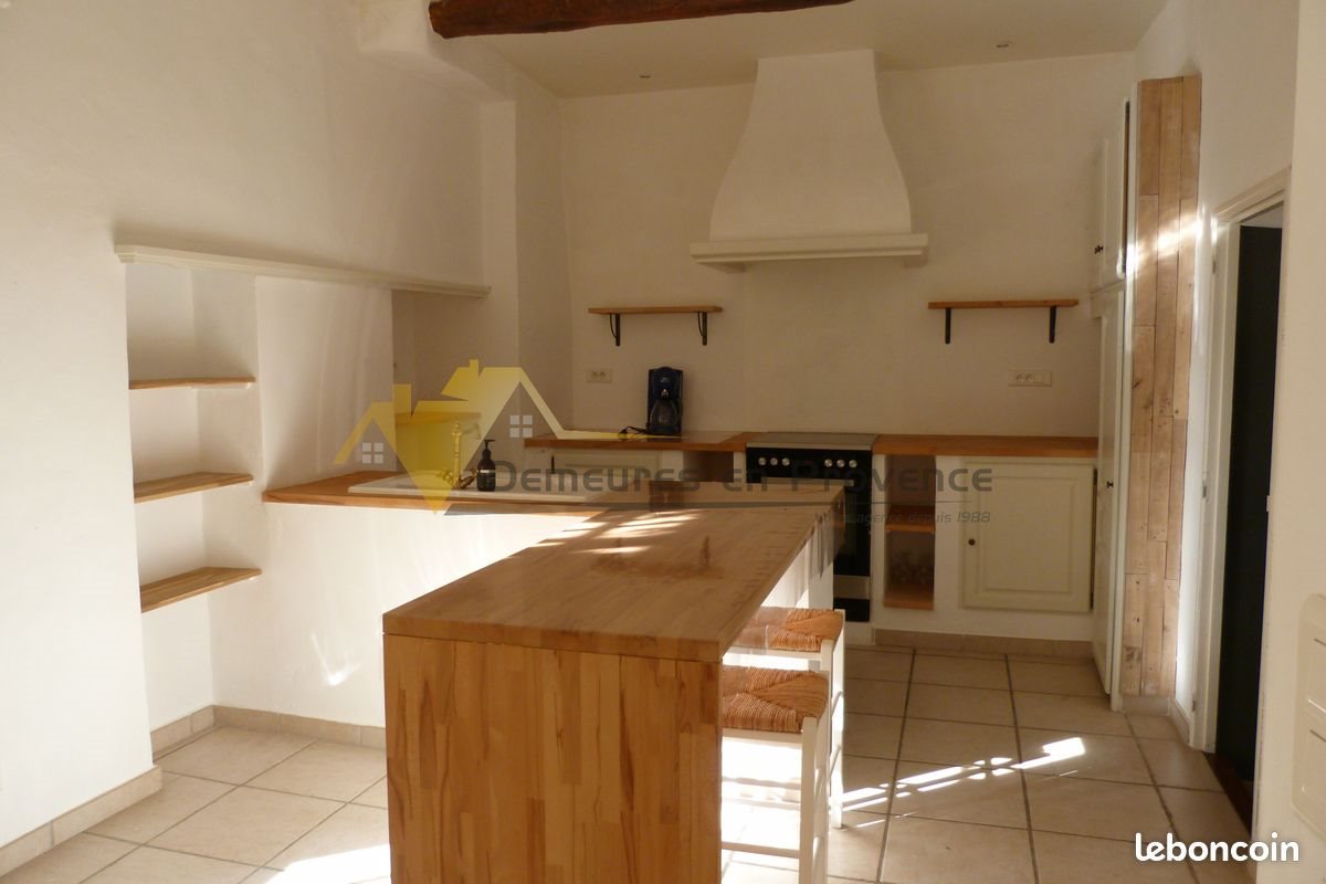 Maison à louer, 153m², Malaucène