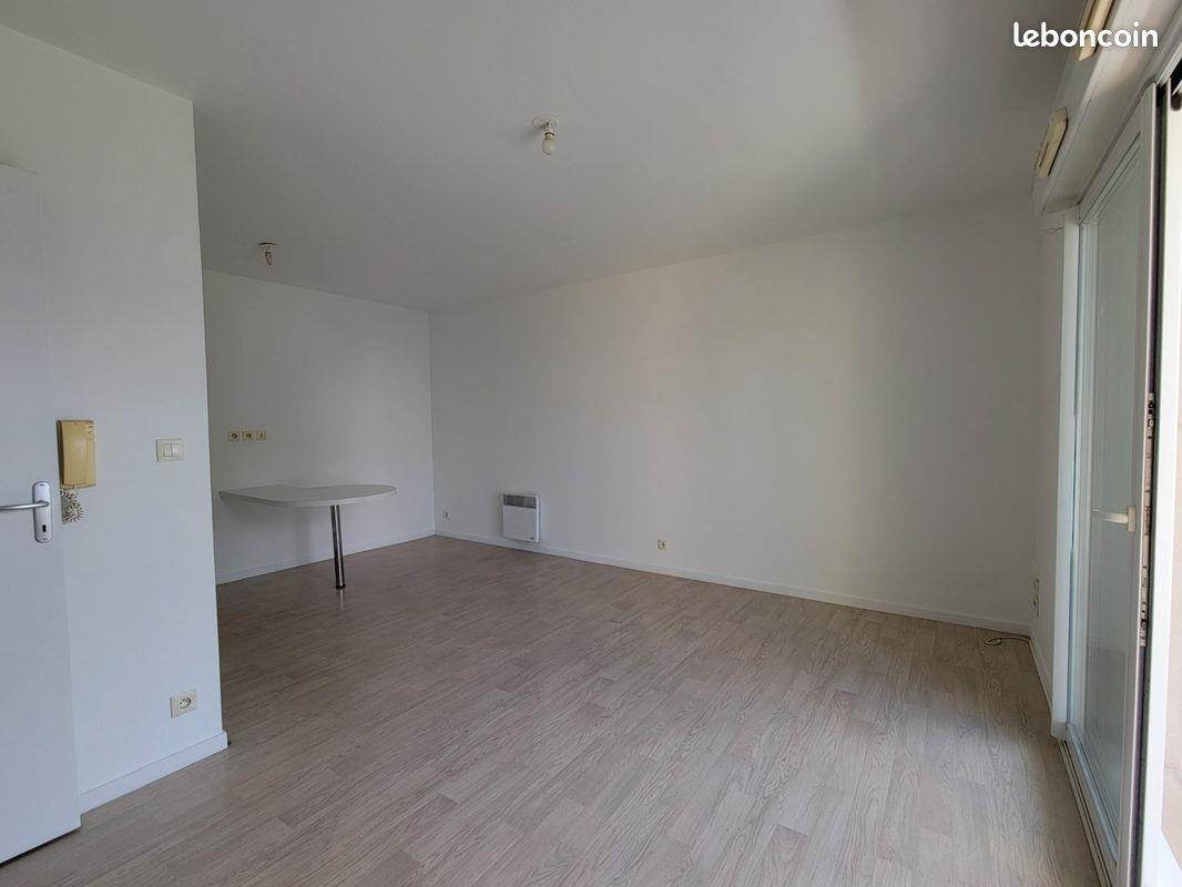 Appartement à louer, 41m², Langueux