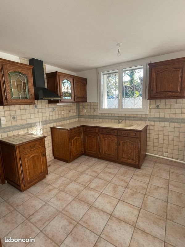 Appartement à louer, 72m², Beaucaire