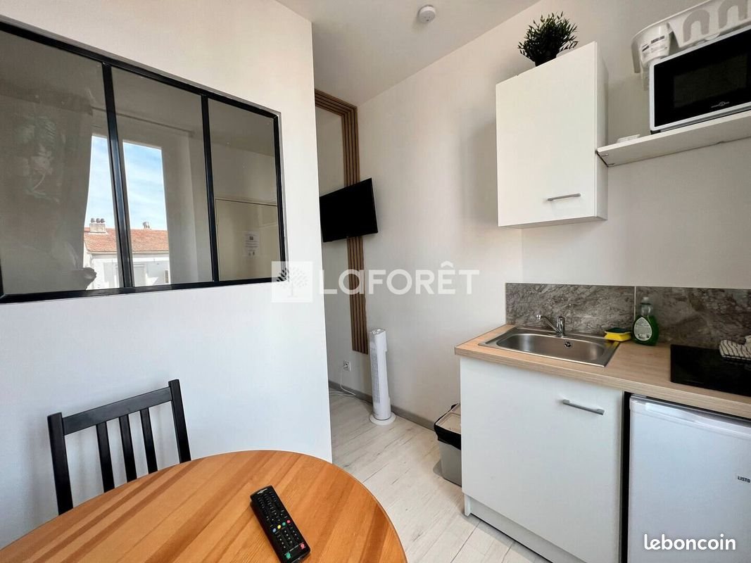 Appartement à louer, 14m², Le Pradet