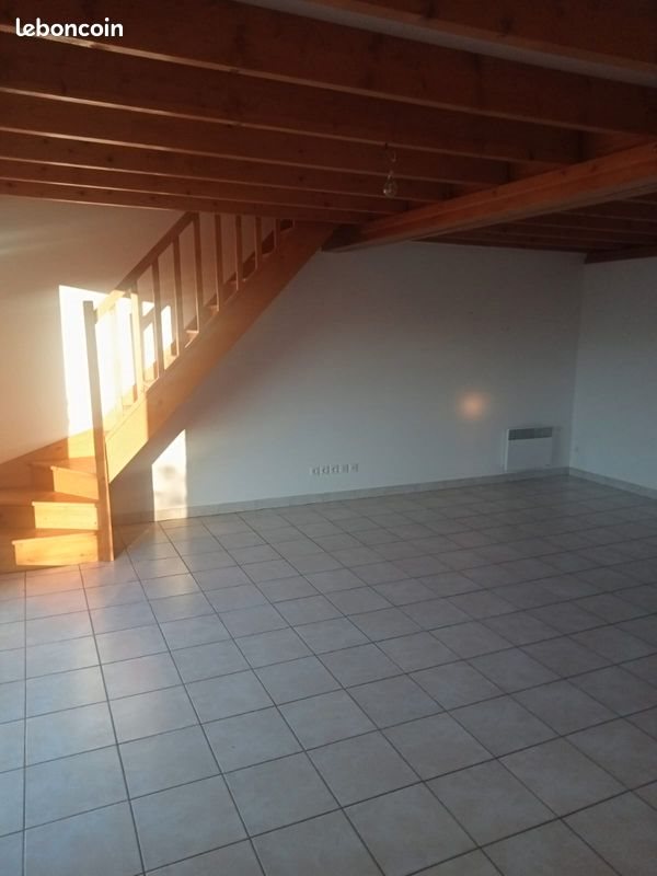 Maison à louer, 85m², Espondeilhan