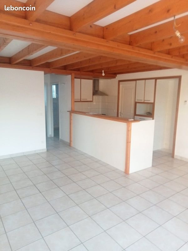 Maison à louer, 85m², Espondeilhan