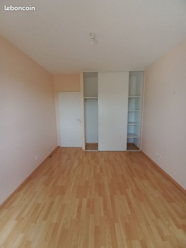 Appartement à louer, 75m², Loudun