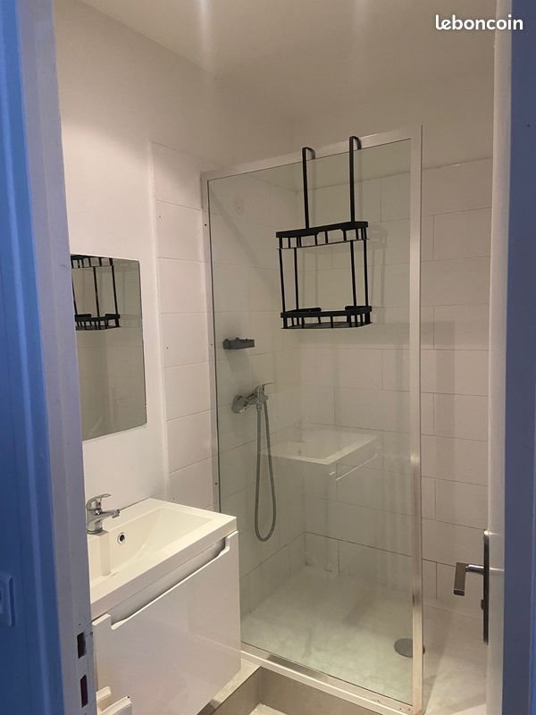 Appartement à louer, 21m², Paris 18ème