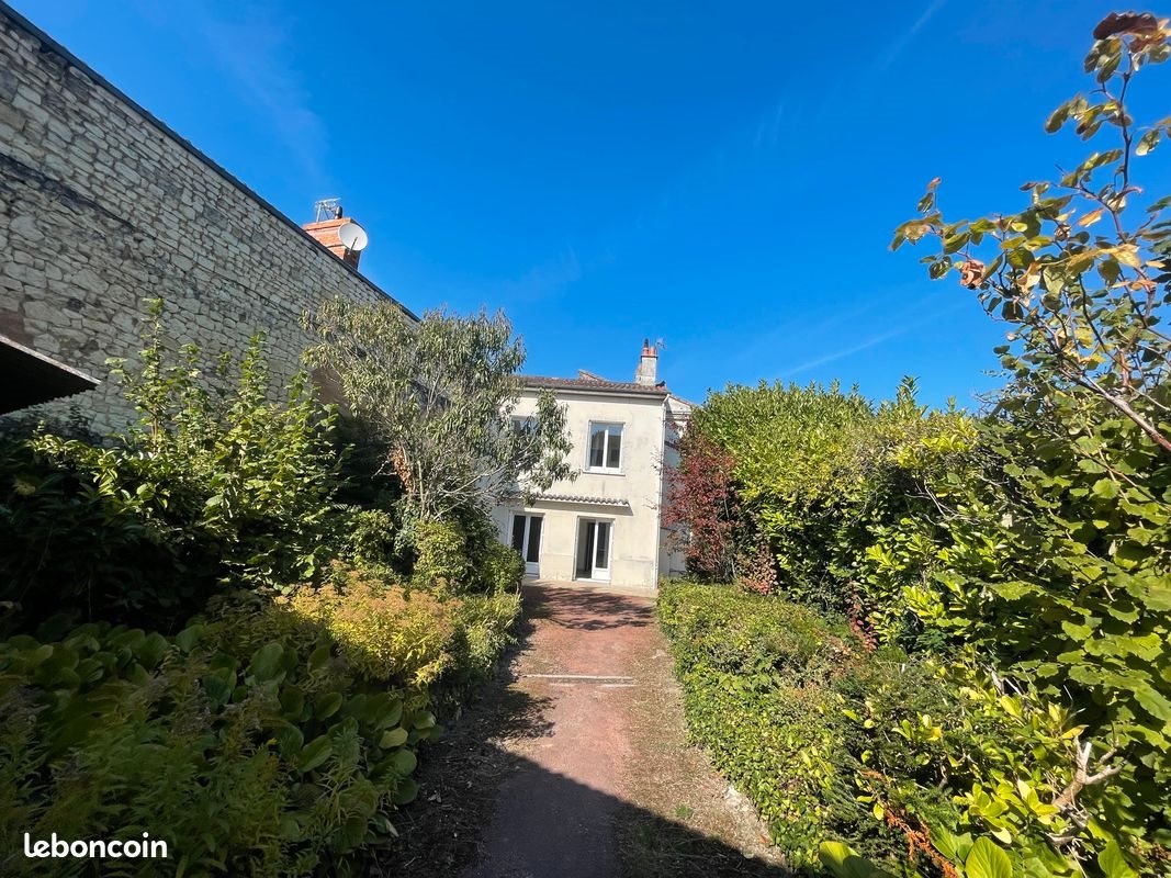Appartement à louer, 40m², Loudun