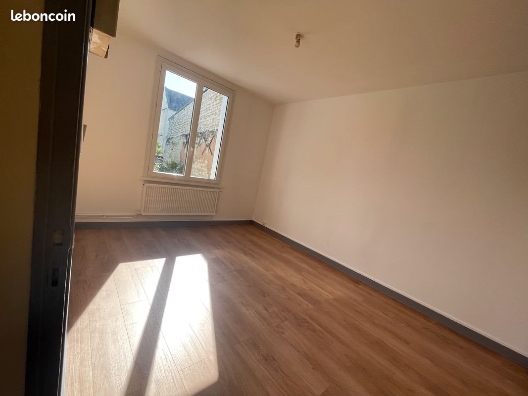 Appartement à louer, 40m², Loudun
