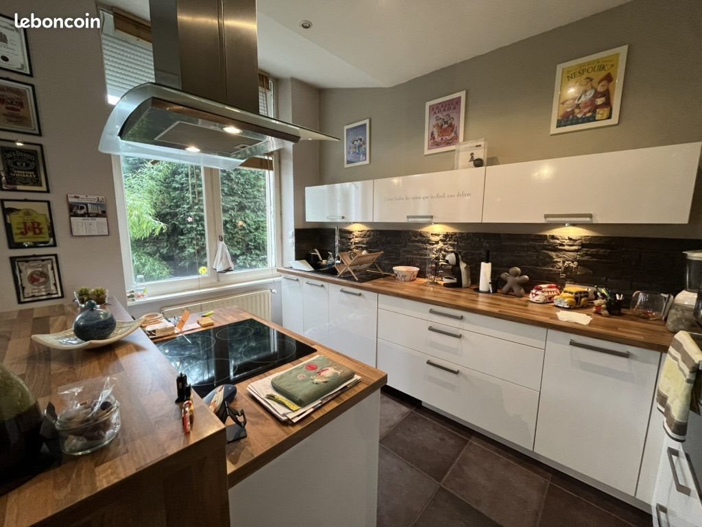 Appartement à vendre, 99m², Saint-Genest-Lerpt