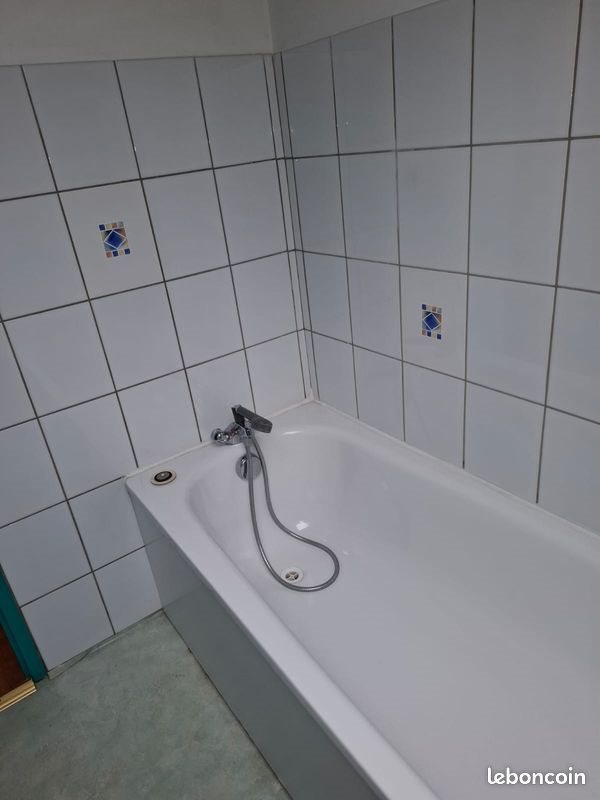 Appartement à louer, 55m², Saint-Max