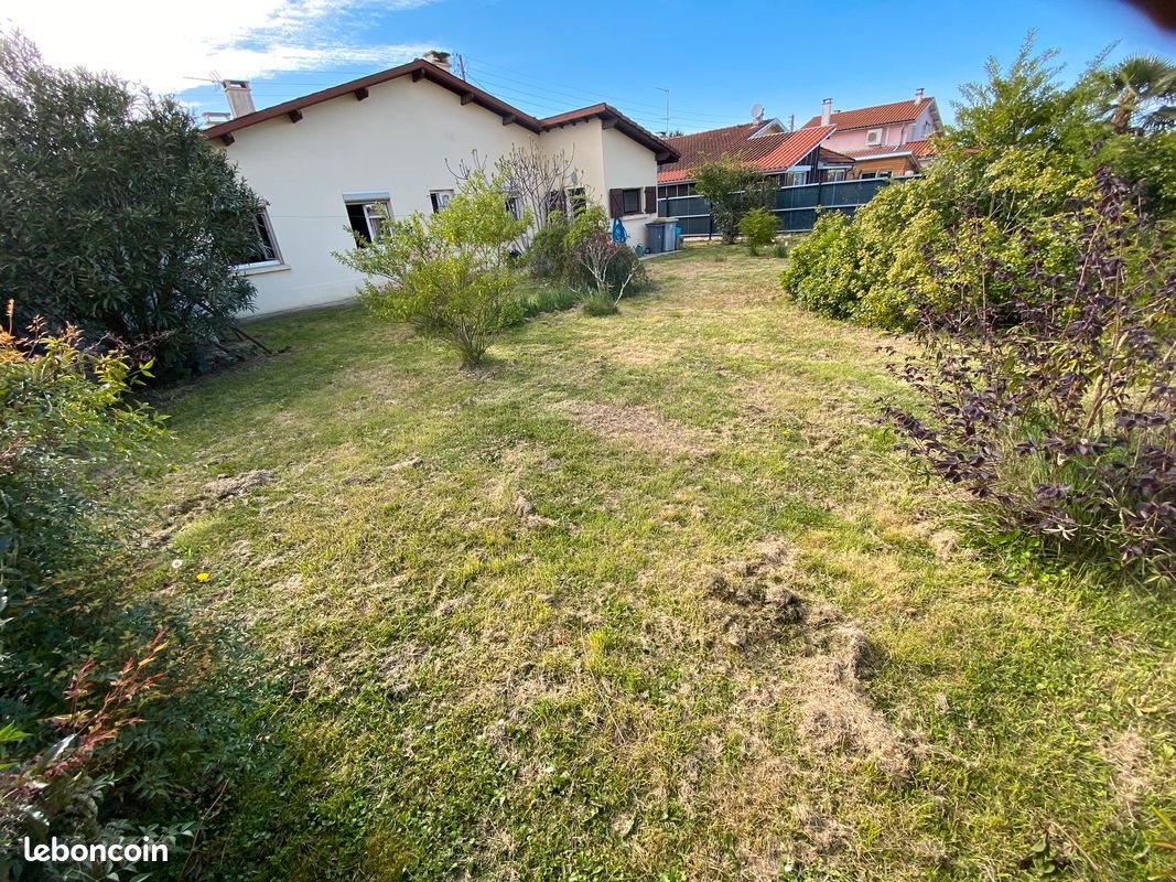 Maison à louer, 90m², Séméac