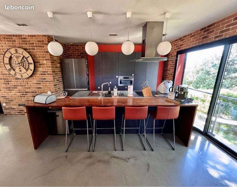 Appartement à vendre, 111m², Châteauneuf-le-Rouge