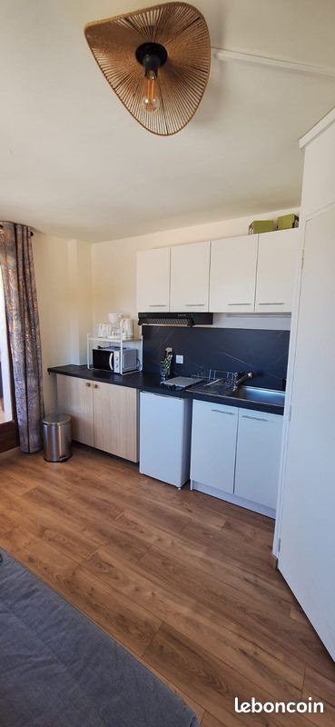 Appartement à louer, 15m², Roquefort-les-Pins