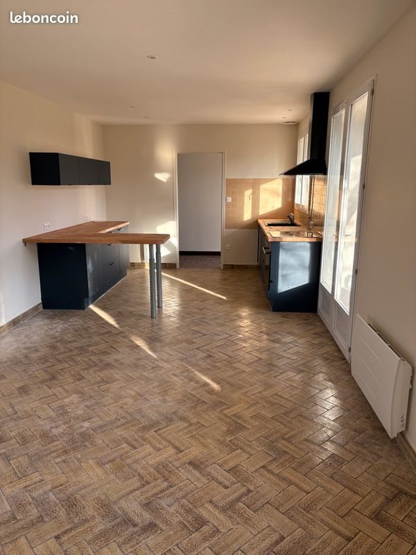 Maison à louer, 110m², Avanton