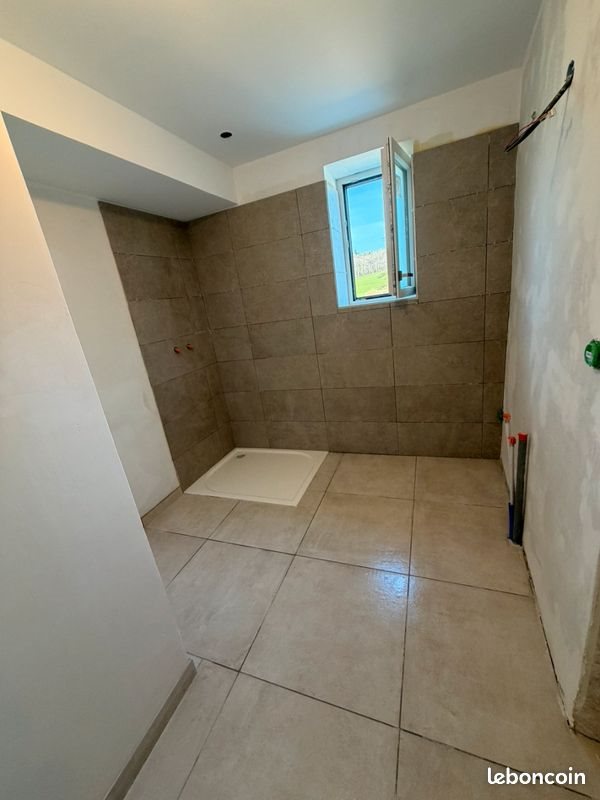 Appartement à louer, 65m², Larajasse