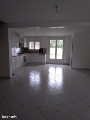 Appartement à louer, 93m², Vaudreuille