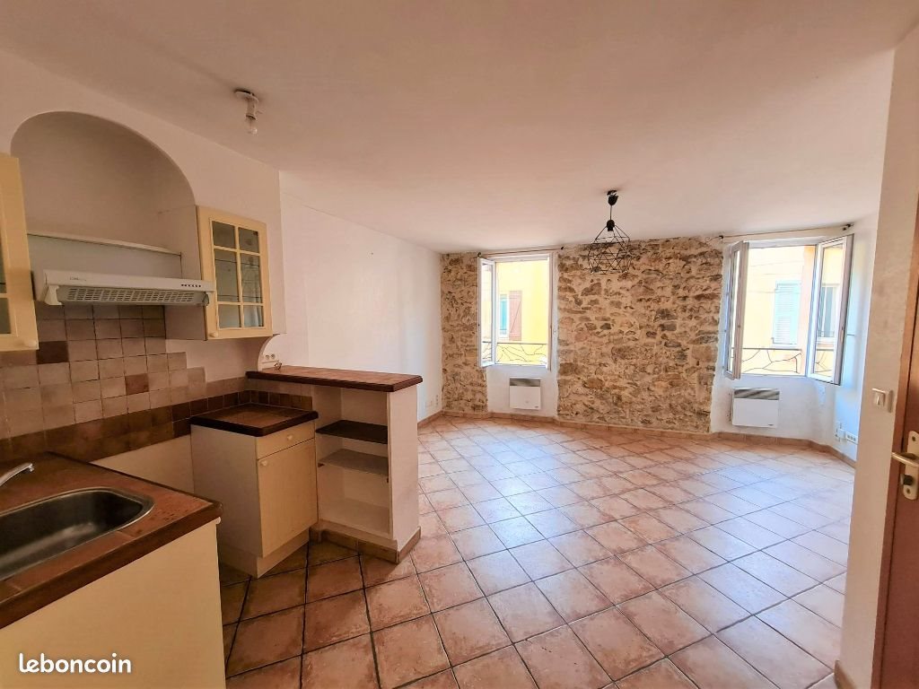 Appartement à louer, 33m², Forcalqueiret
