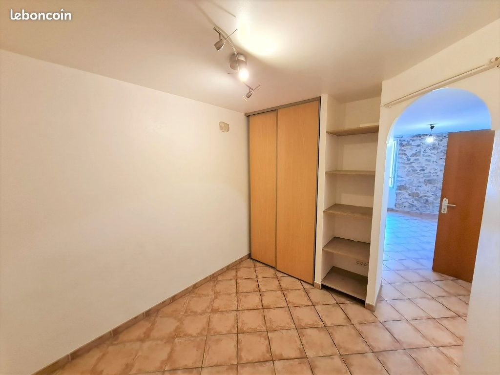 Appartement à louer, 33m², Forcalqueiret