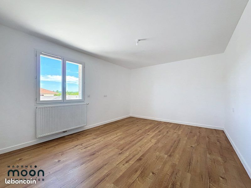 Maison à louer, 104m², Décines-Charpieu