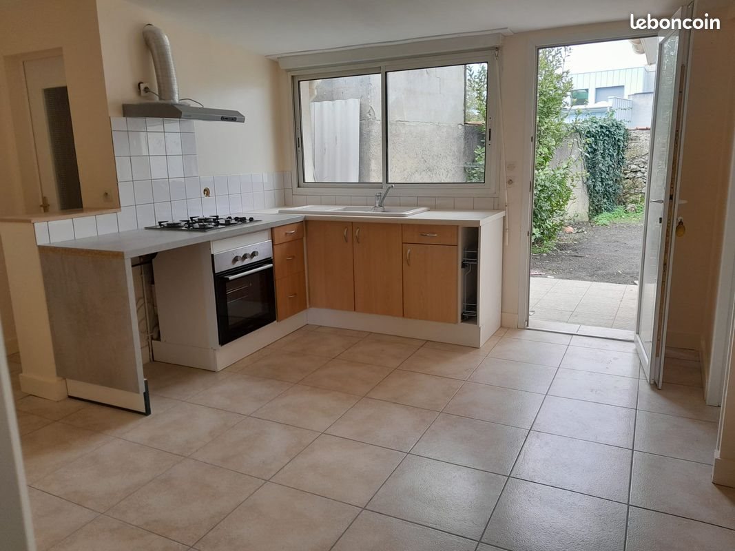 Maison à louer, 76m², Bègles