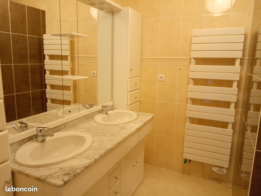 Appartement à louer, 93m², Châtillon-sur-Chalaronne