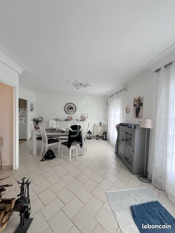 Maison à louer, 111m², Monts